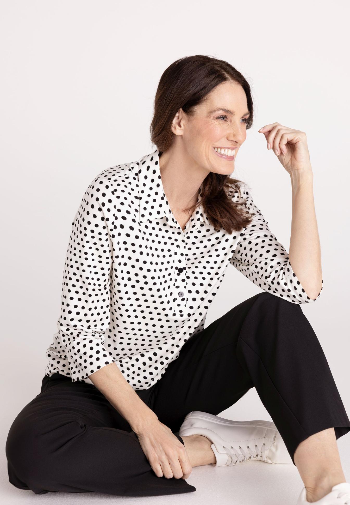 Polka dot Shirt, Lange Ärmel, Kragenhemd, weiß schwarz, casual Outfit