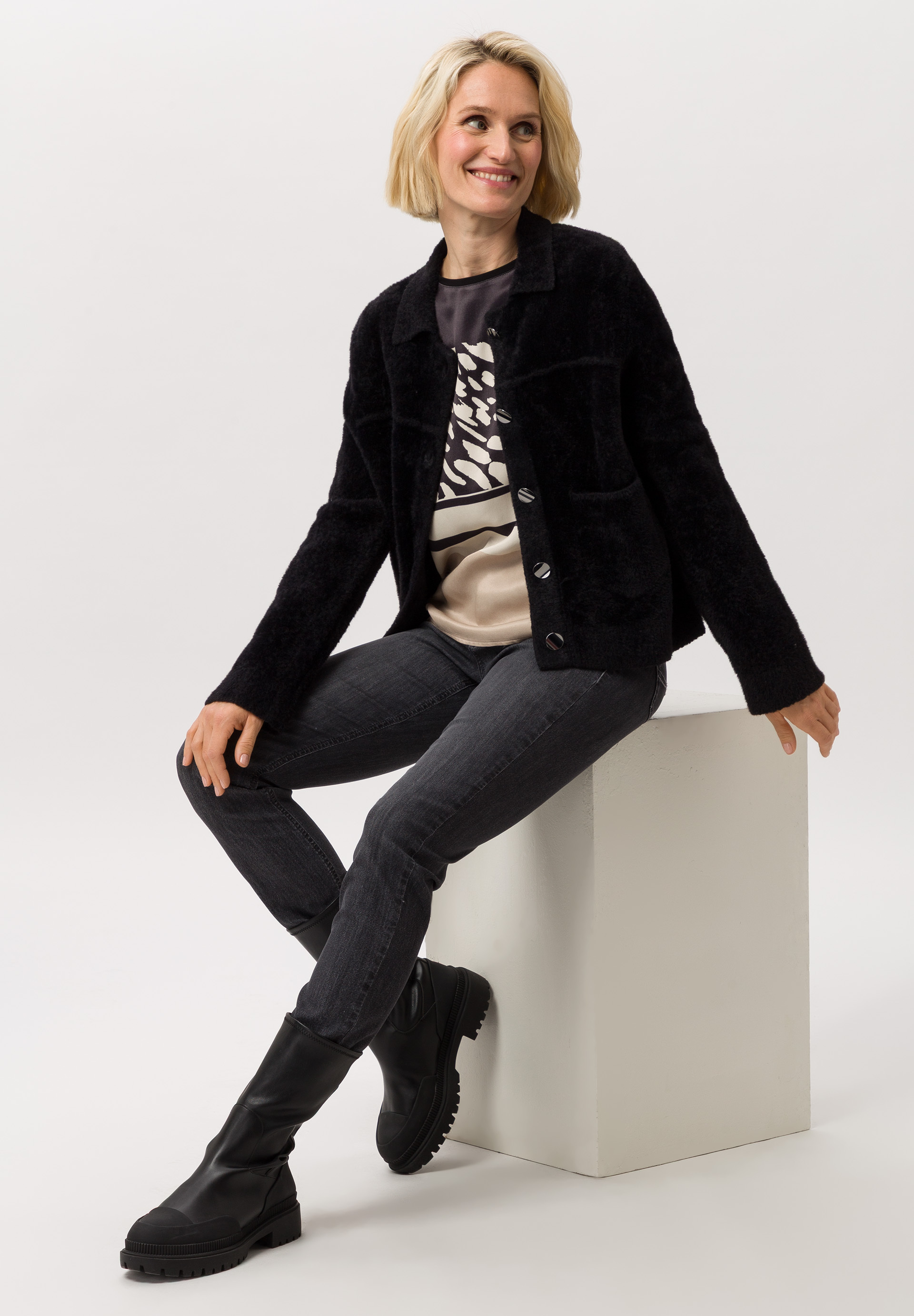 Blouse shirt With panel print - Product Image 2