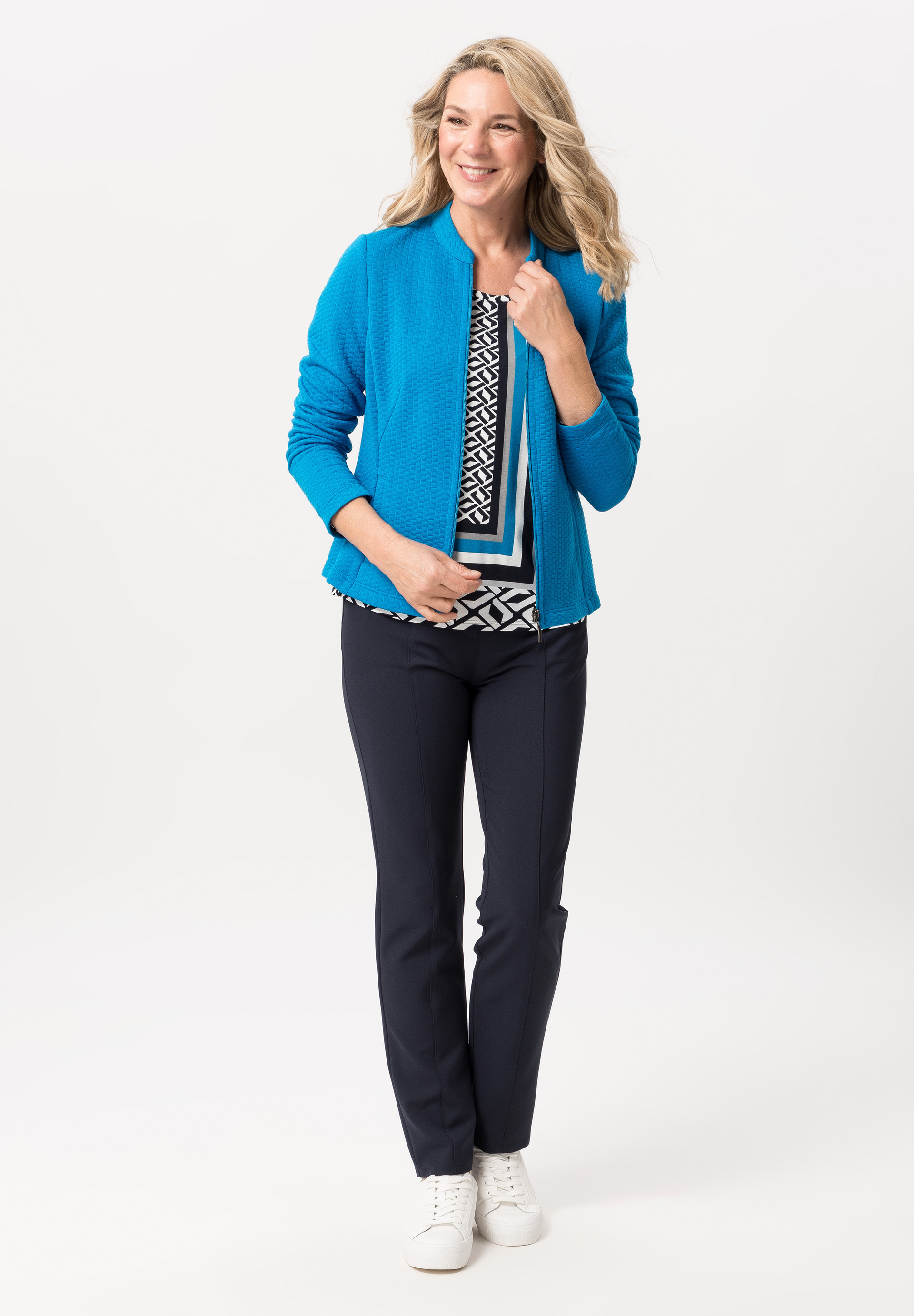 Lightweight jacket with tonal zip - Product Image 2