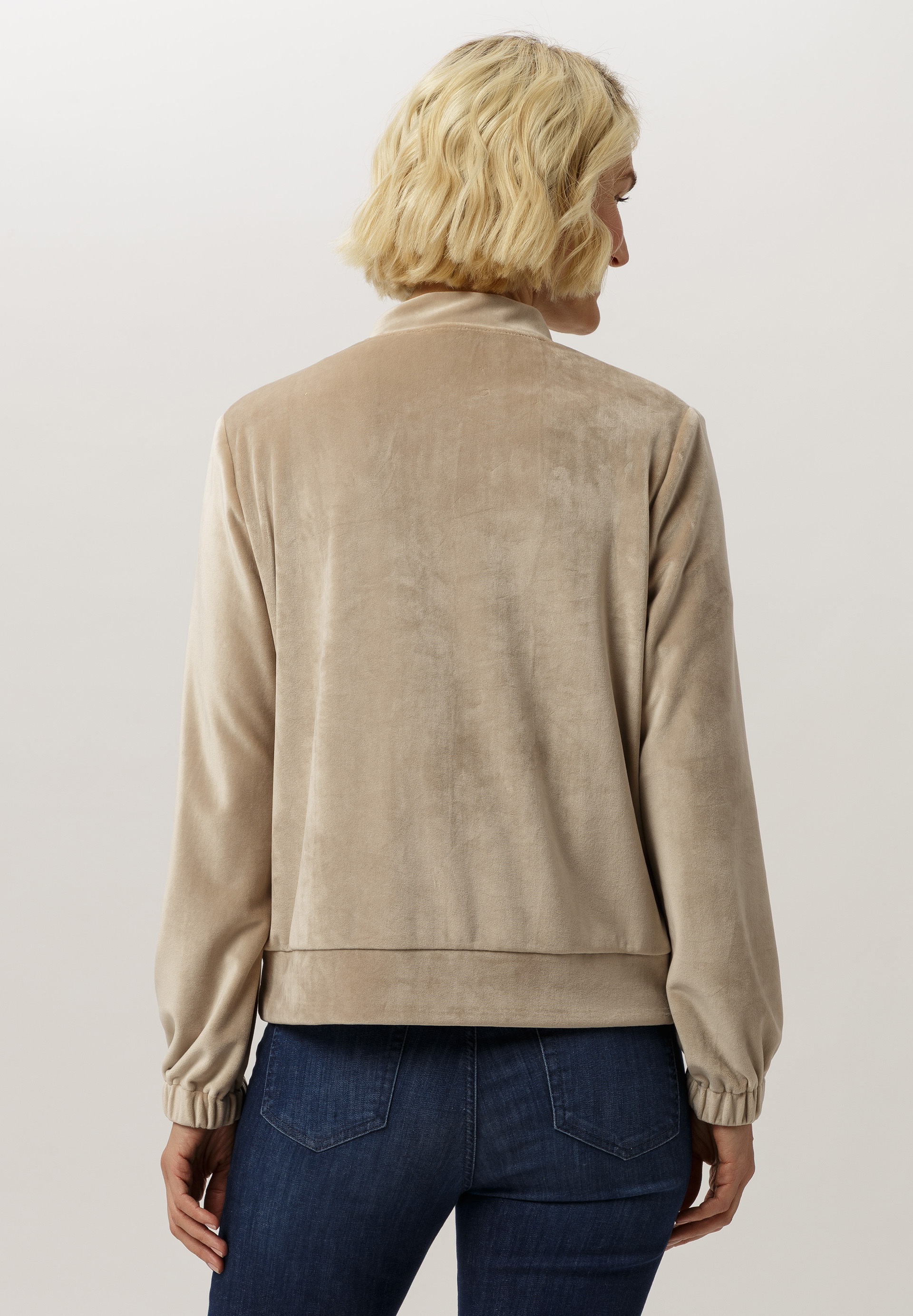 Jacke aus softem Stretch-Samt - Bild 2 Langarm, Pullover, Vlies, Mann, Person, Langarm, Pullover, Vlies, Mann, Person, Langarm, Pullover, Vlies, Mann, Person