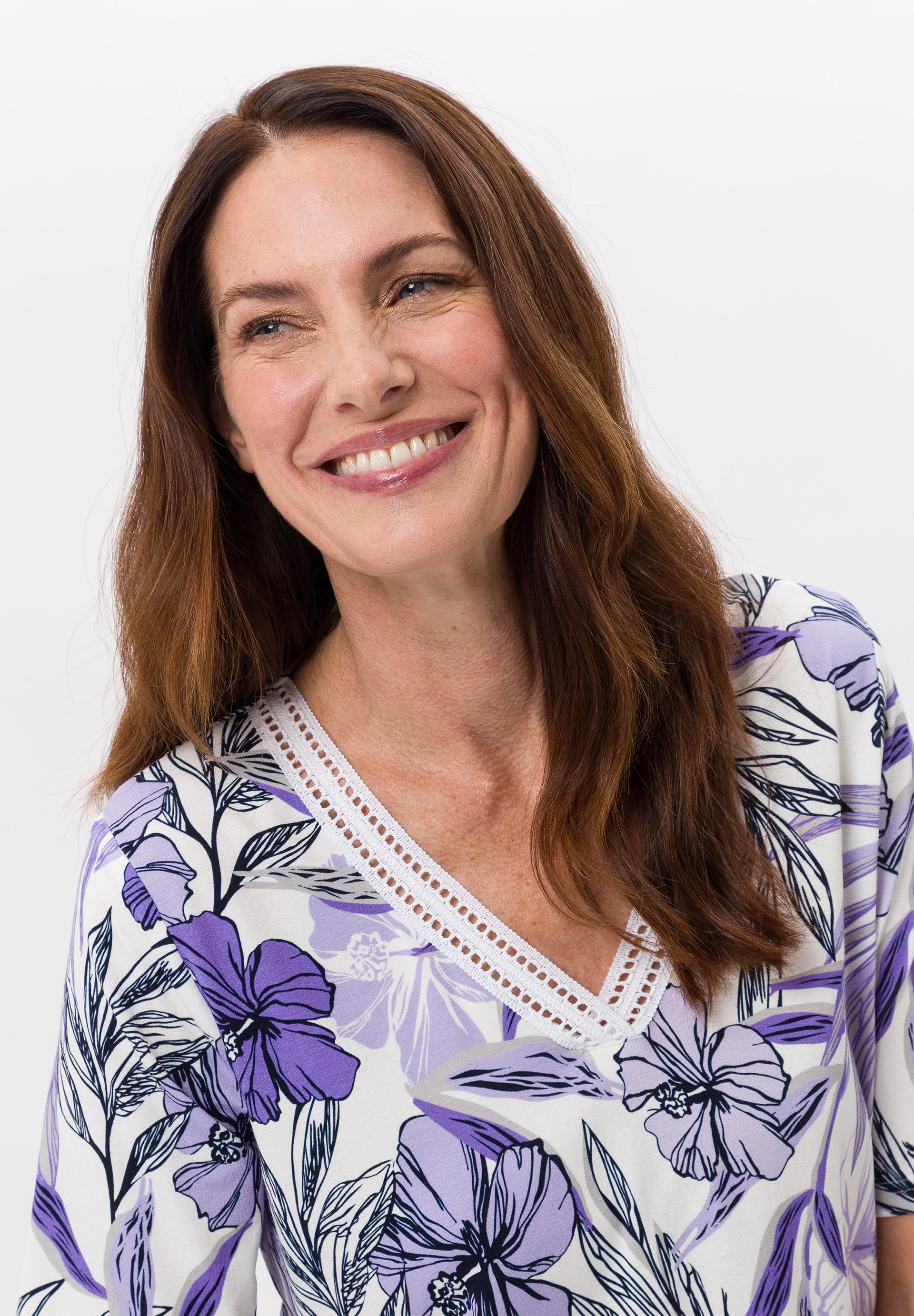 Shirt mit femininer Hohlsaumborte - Bild 4
