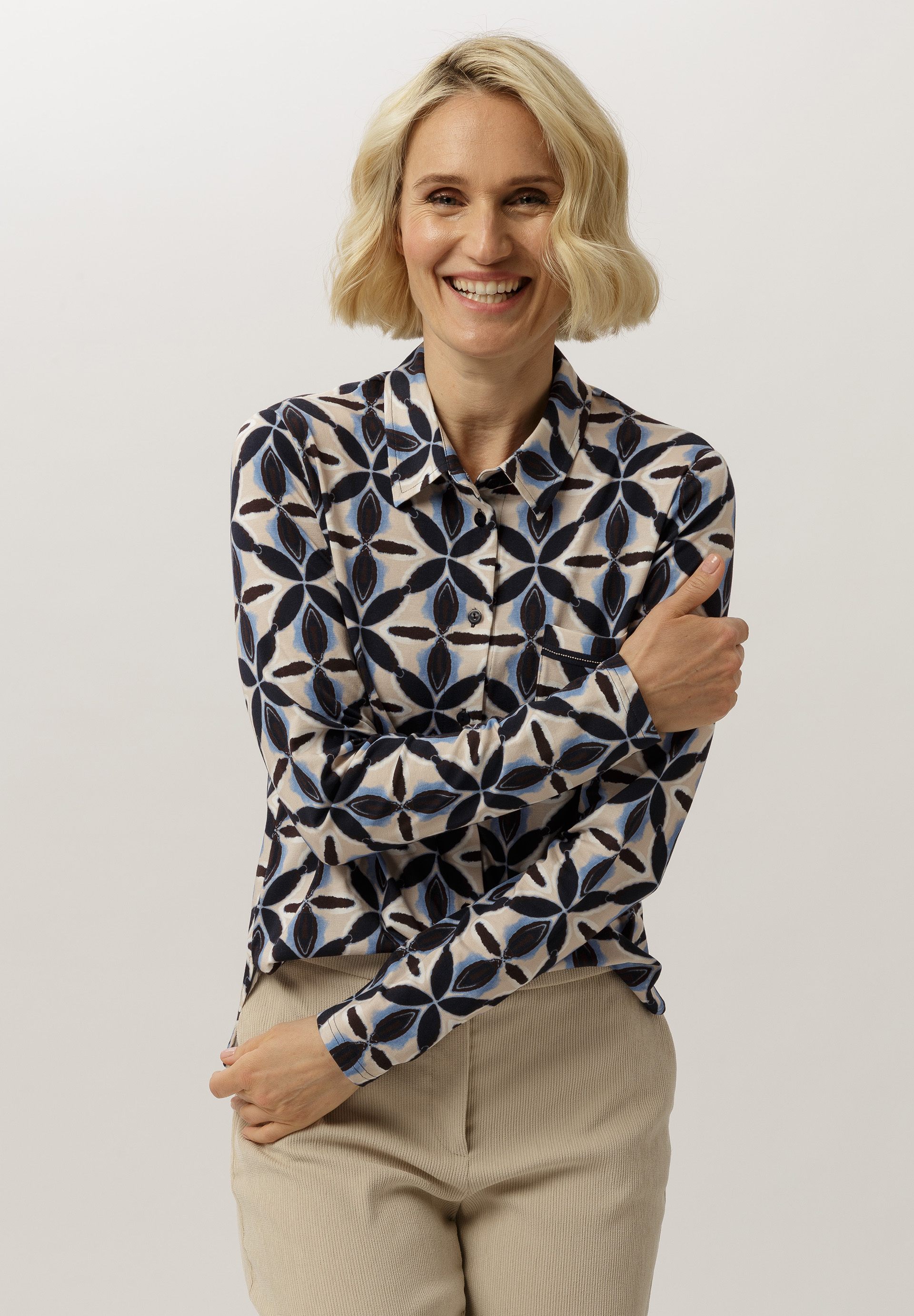 Bluse mit Allover-Print - Produktbild 1