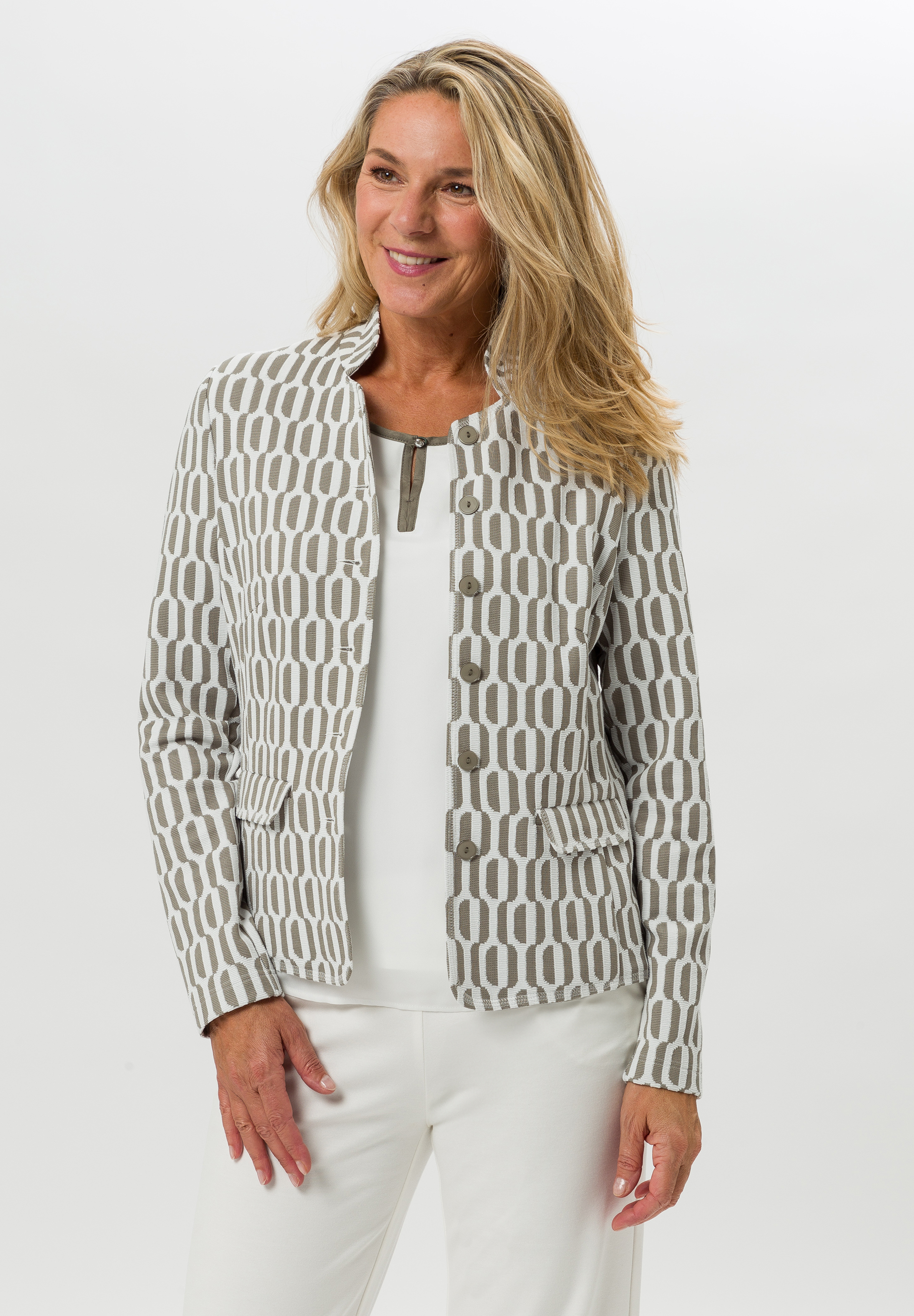 Jerseyblazer im graphischen Dessin - Bild 1 Jerseyblazer im graphischen Dessin - Bild 1