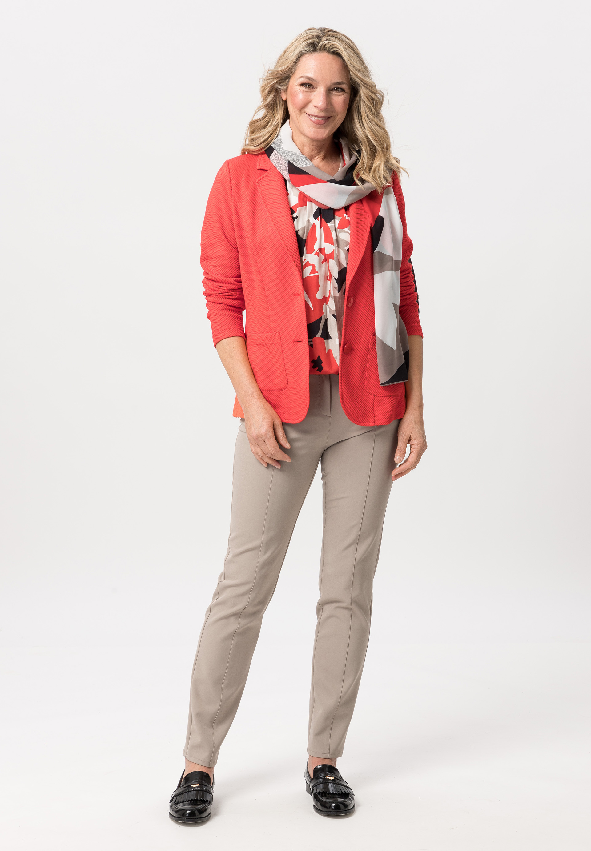 Blouse shirt with modern floral design Blouse shirt with modern floral design - Product Image 2