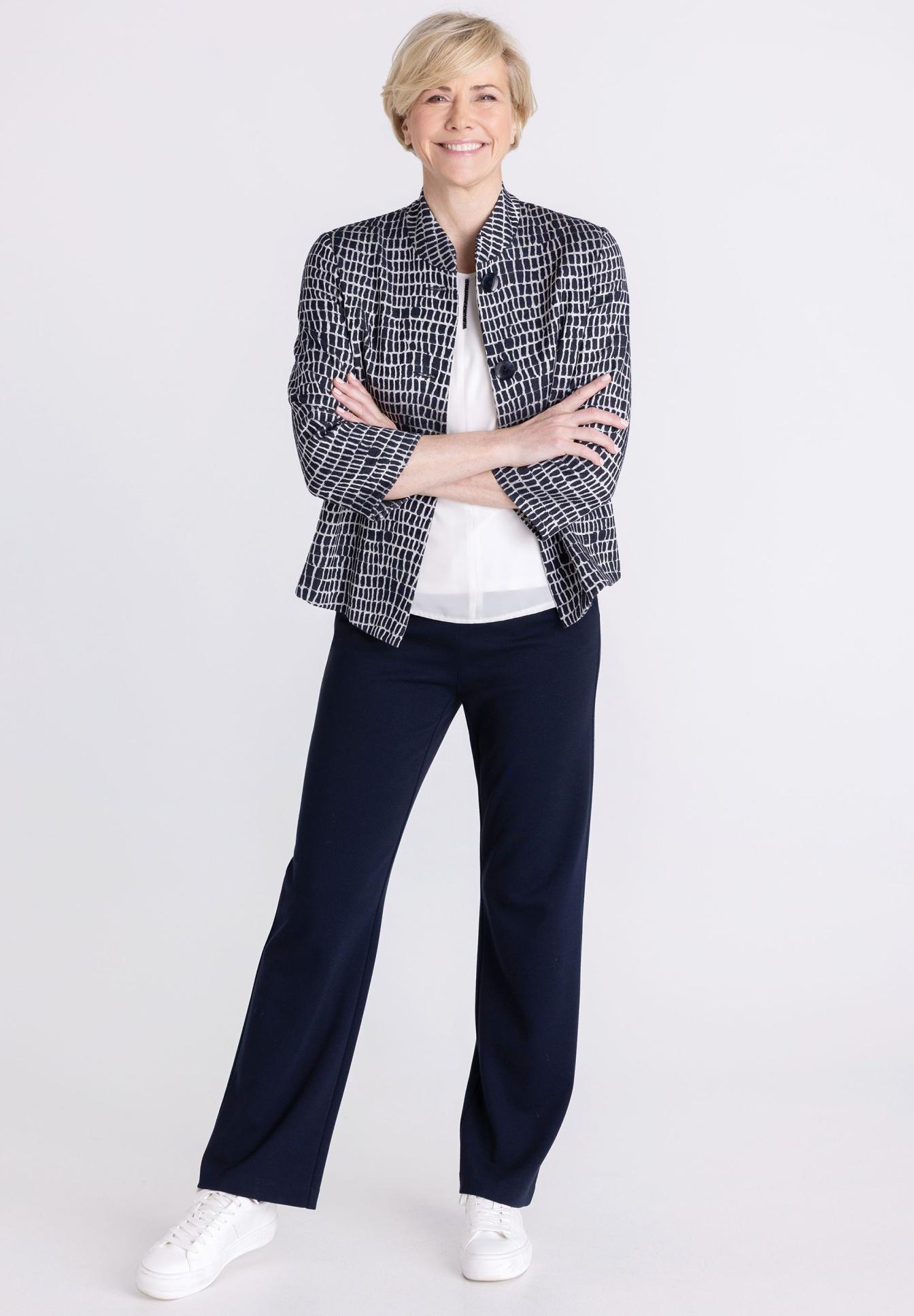 blazer, muster, navy, jacke, hohe taille?, Blazer, Navy, Gemusterter, Kariert, Dünne Jacke, Blazer, Geometrisches Muster, Karooberteil, Hose, Weiße Bluse, Blazer, Geometrisches Muster, Cardigan, Weißes Top, Hose