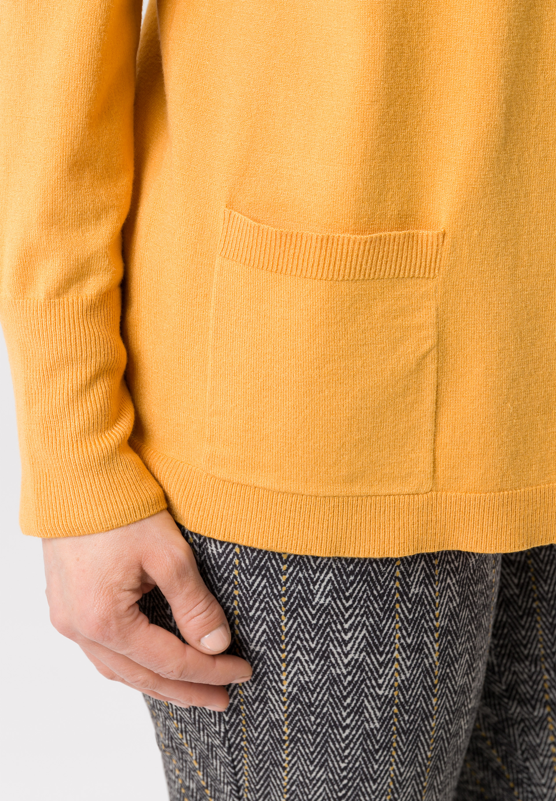 Cardigan mit praktischen Saumtaschen - Bild 4 Bekleidung, Strickwaren, Pullover, Sweatshirt, Bekleidung, Strickwaren, Pullover, Sweatshirt, Bekleidung, Strickwaren, Pullover, Sweatshirt, Bekleidung, Strickwaren, Pullover, Sweatshirt, Bekleidung, Strickwaren, Pullover, Sweatshirt
