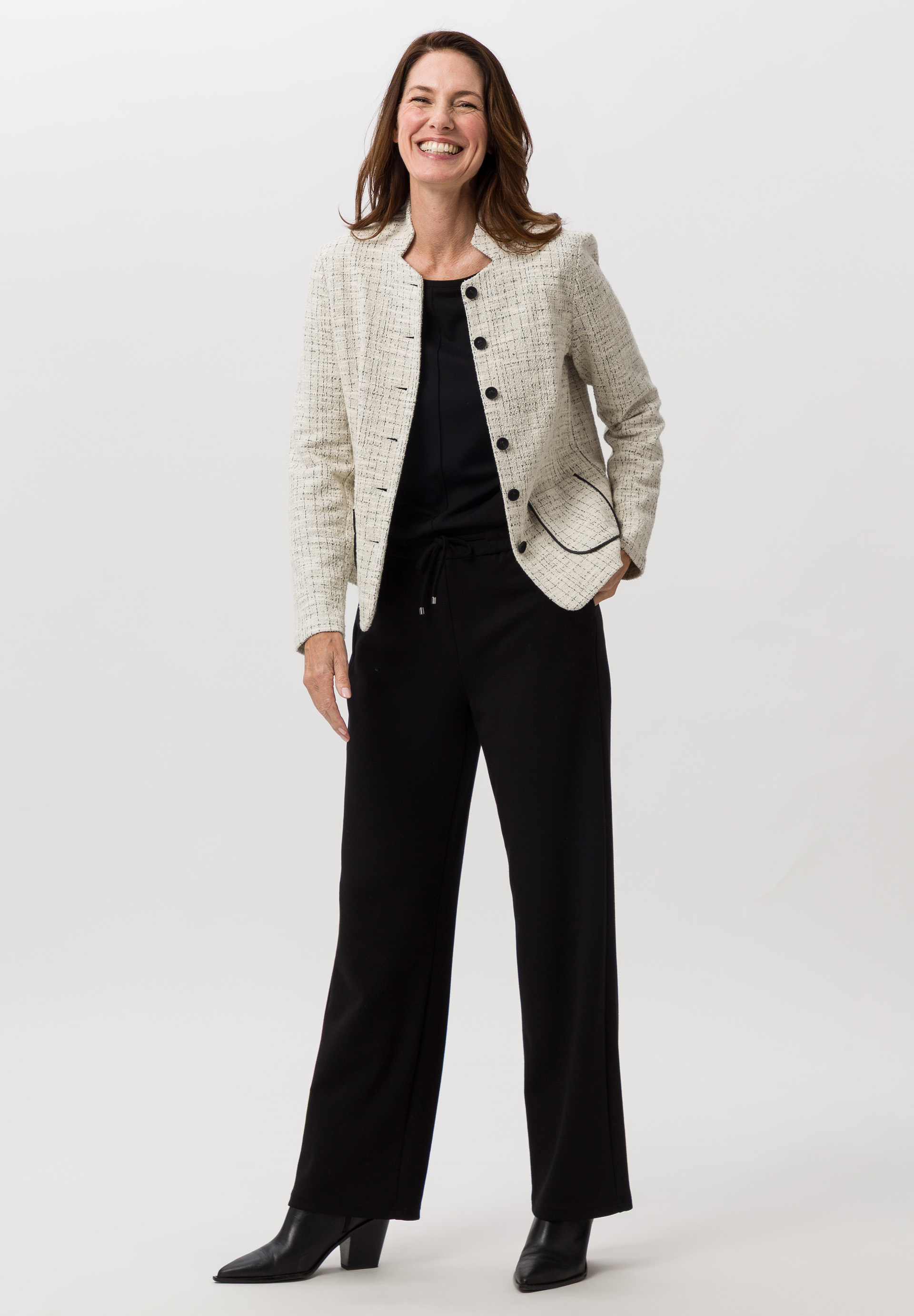 Blazer With piping accent Blazer With piping accent - Product Image 2