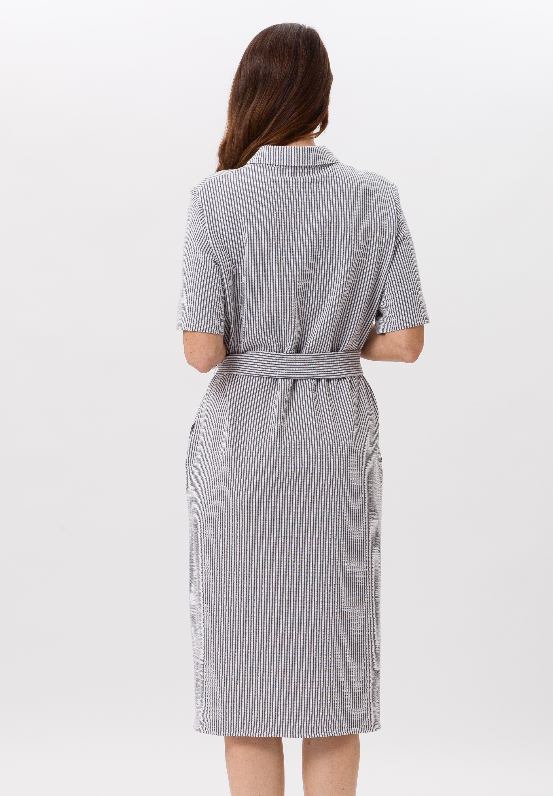 Kleid in modernem Seersucker - Bild 2 Kleid in modernem Seersucker - Bild 2