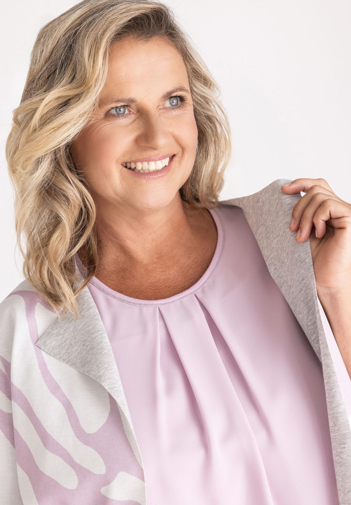 Kleid, Bluse, Blazer, Pastellfarben, Lagenlook, Bluse, Top, Blazer, Jerseykleid, Lässiger Blazer, blazer, leichte jacke, damenmode, pastell, gemustert, Blazer, Mantel, Bluse, Lila, Damast-Pattern, blazer, jacke, cardigan, rosé, bluse