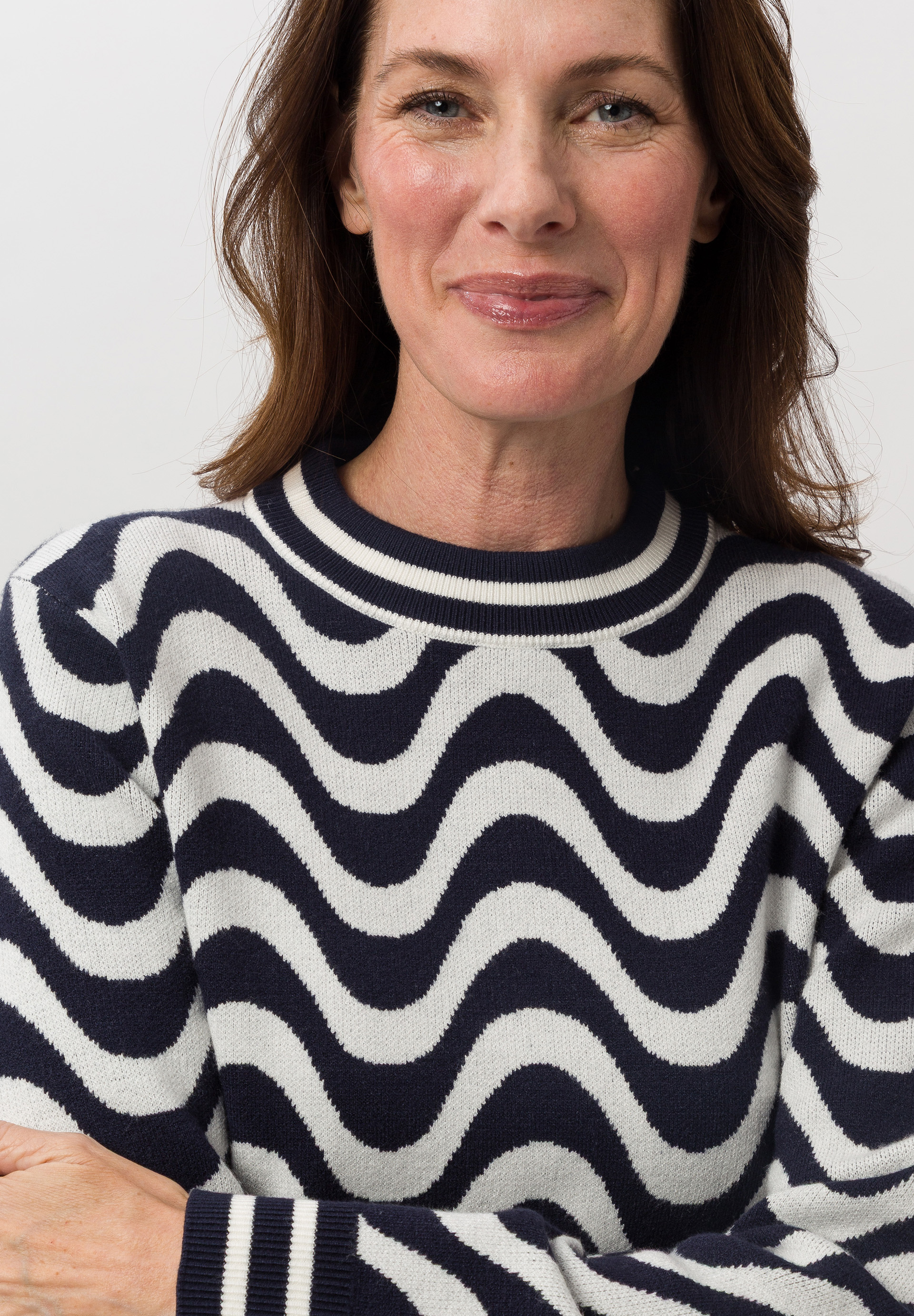Erwachsener, Weiblich, Person, Frau, Pullover, Erwachsener, Weiblich, Person, Frau, Pullover, Erwachsener, Weiblich, Person, Frau, Pullover, Erwachsener, Weiblich, Person, Frau, Pullover, Erwachsener, Weiblich, Person, Frau, Pullover