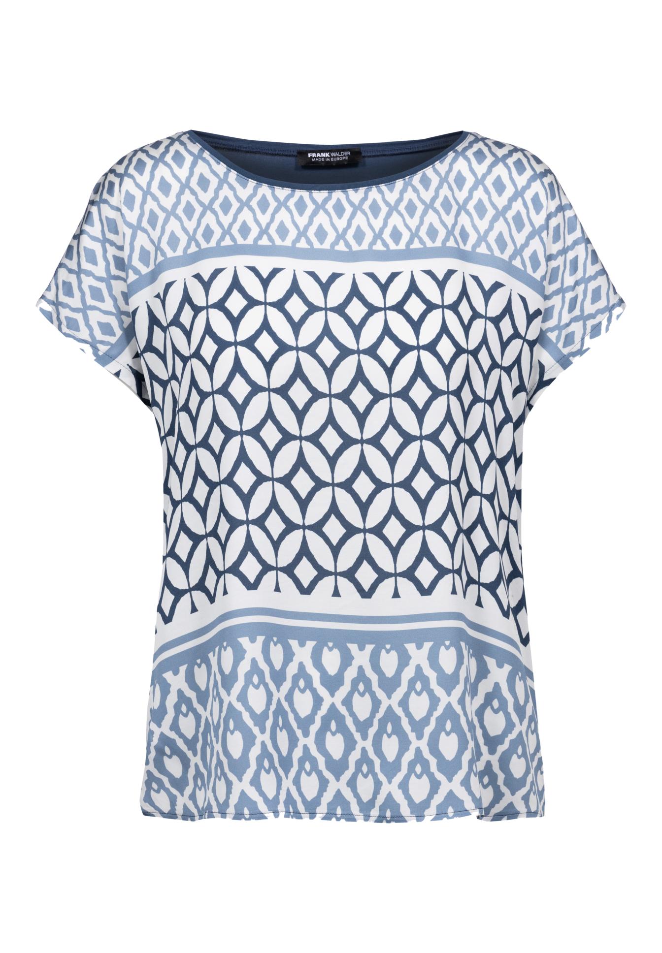 Shirt with a modern print - Product Image 1