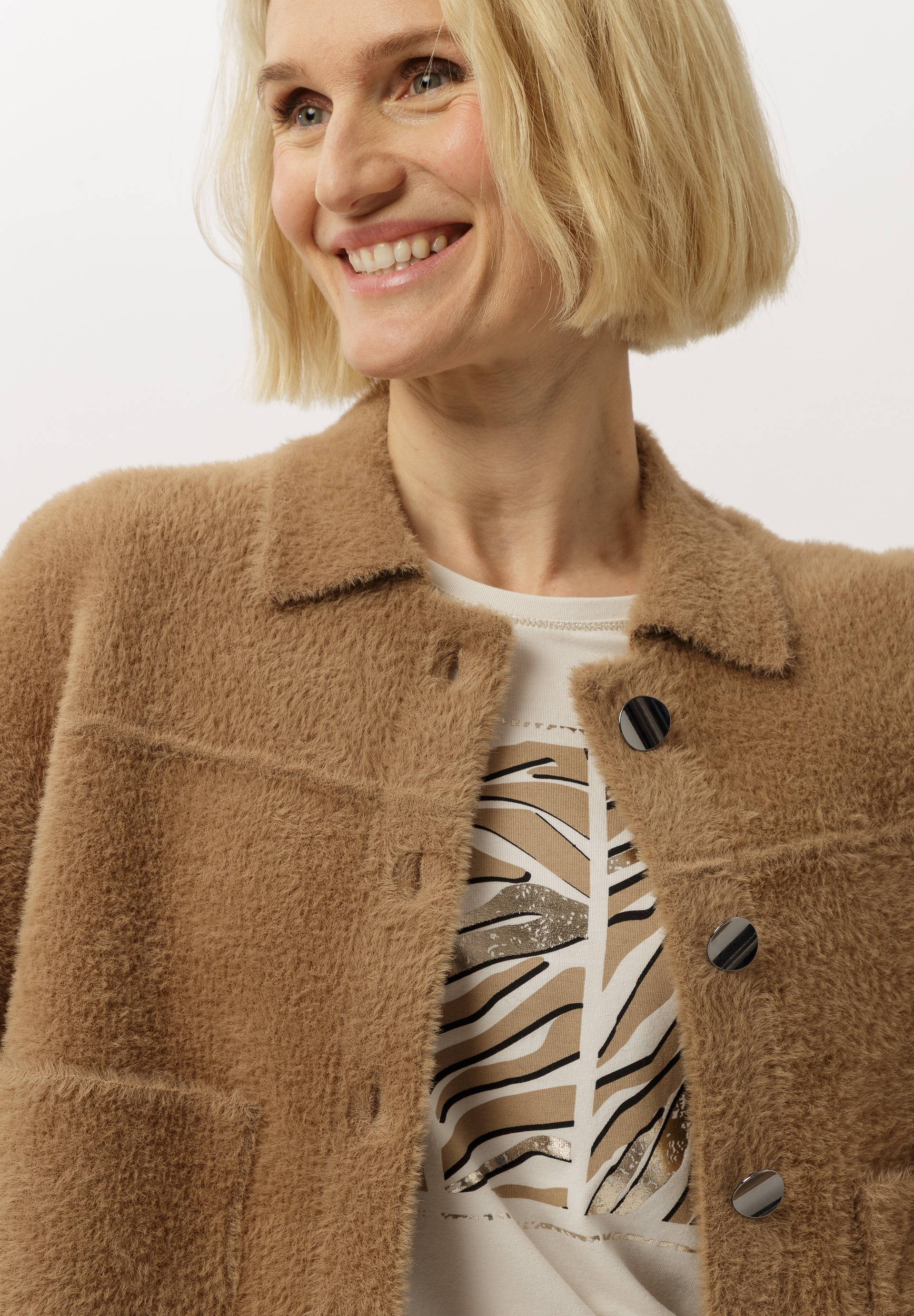 Mantel, Pullover, Erwachsener, Person, Frau