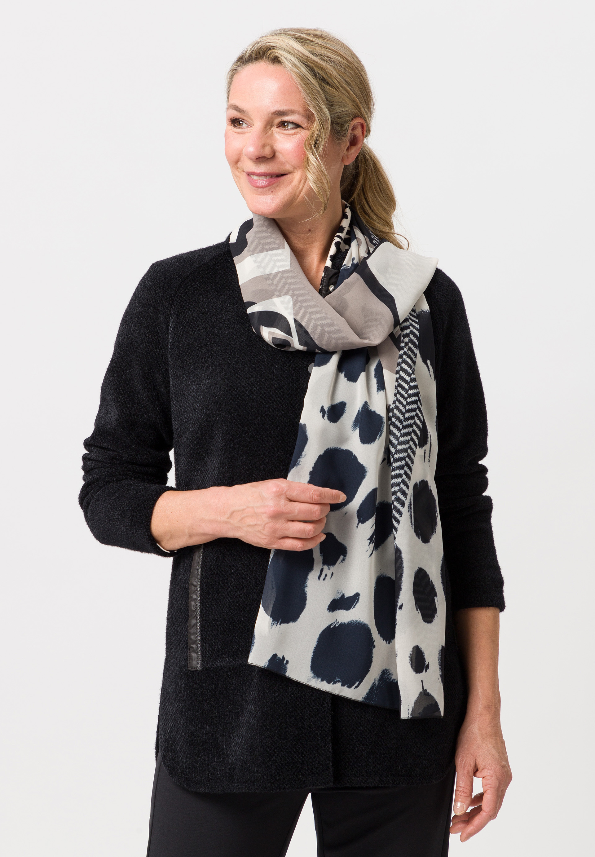 Tuch mit modernem Print Tuch mit modernem Print - Produktbild 1