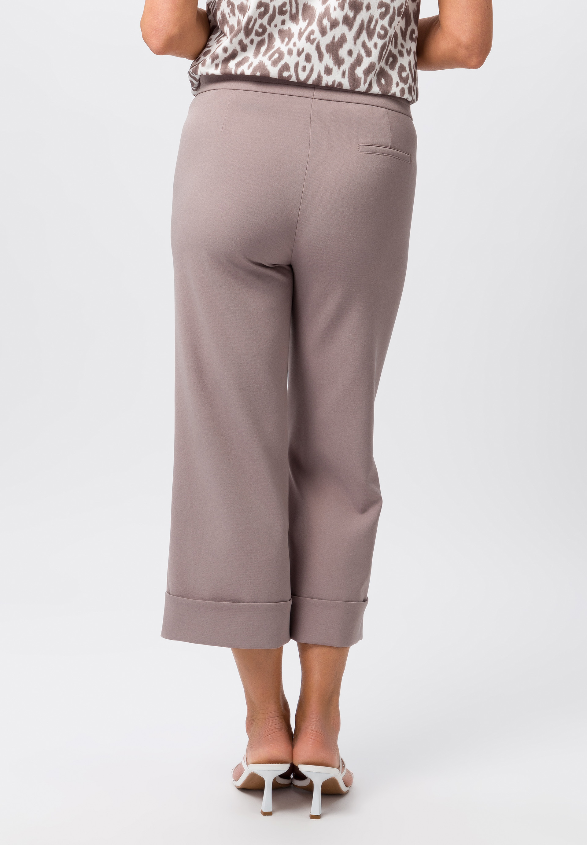 Hose MIA mit verkürzter Länge - Bild 2 Hose MIA mit verkürzter Länge - Bild 2