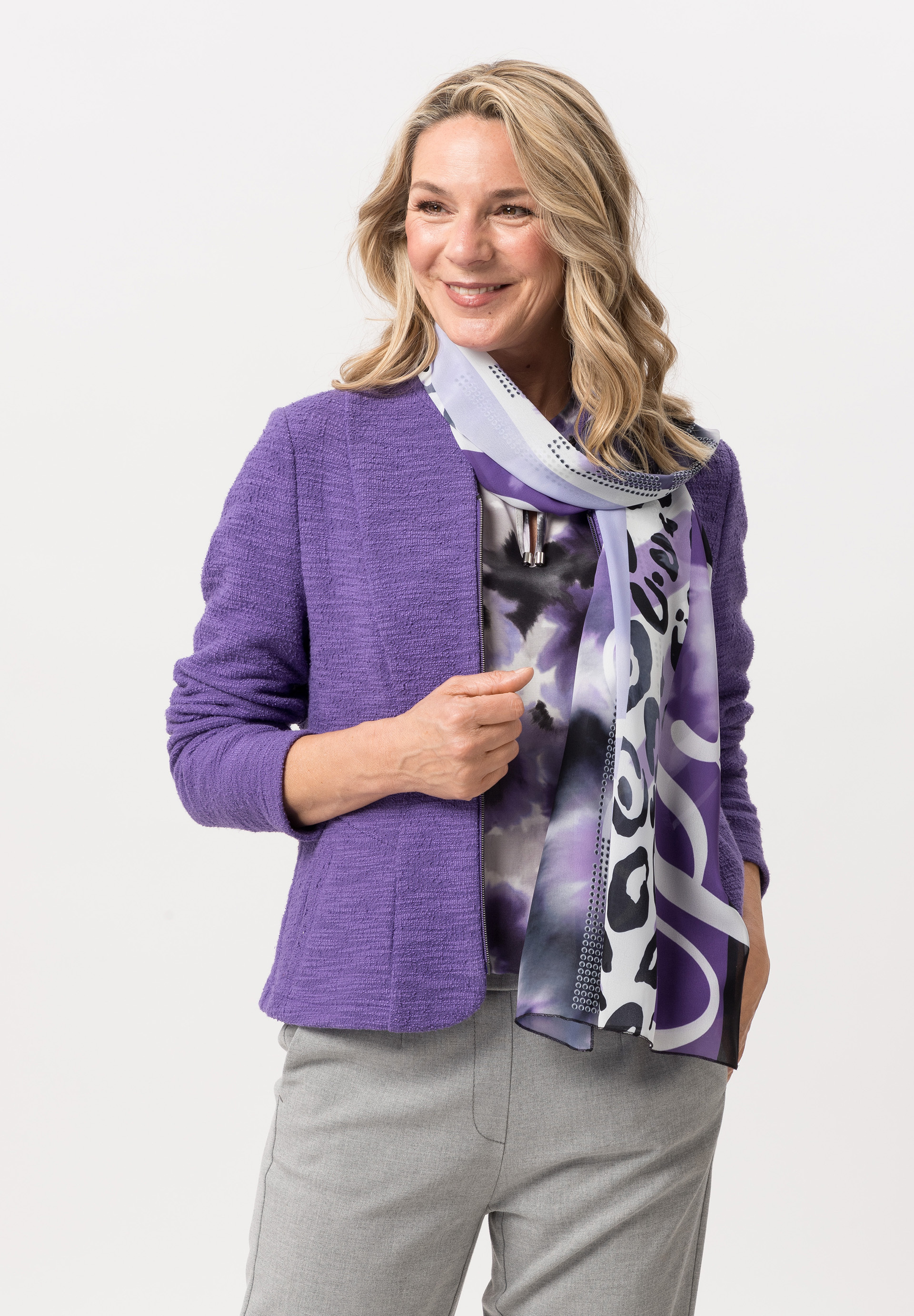 Cloth in optimum size - Bild 1 Bekleidung, Strickwaren, Pullover, Halstuch, Bekleidung, Strickwaren, Pullover, Halstuch, Bekleidung, Strickwaren, Pullover, Halstuch, Bekleidung, Strickwaren, Pullover, Halstuch, Bekleidung, Strickwaren, Pullover, Halstuch