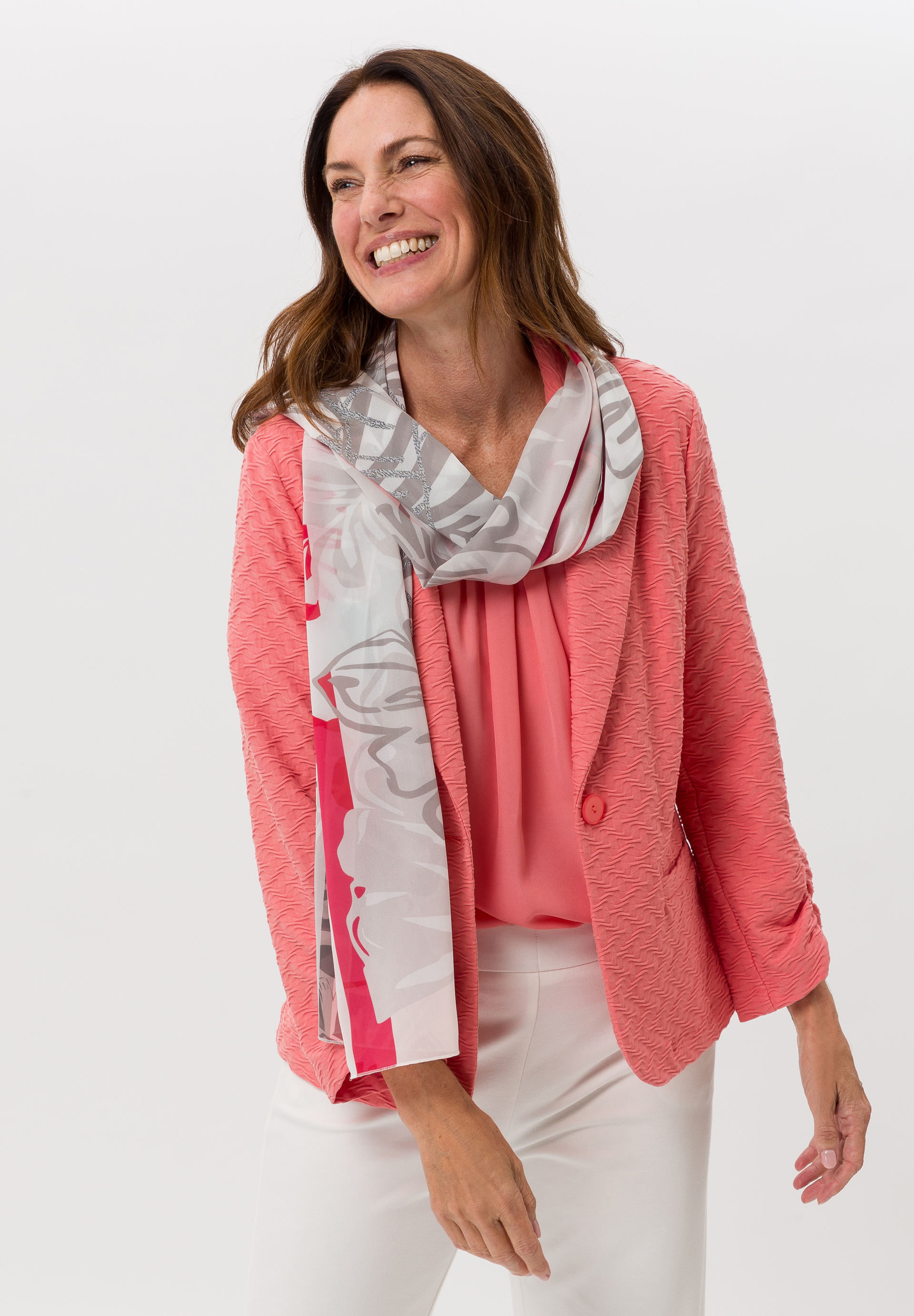 Tuch mit sommerlichem Druck - Bild 1 Tuch mit sommerlichem Druck - Bild 1