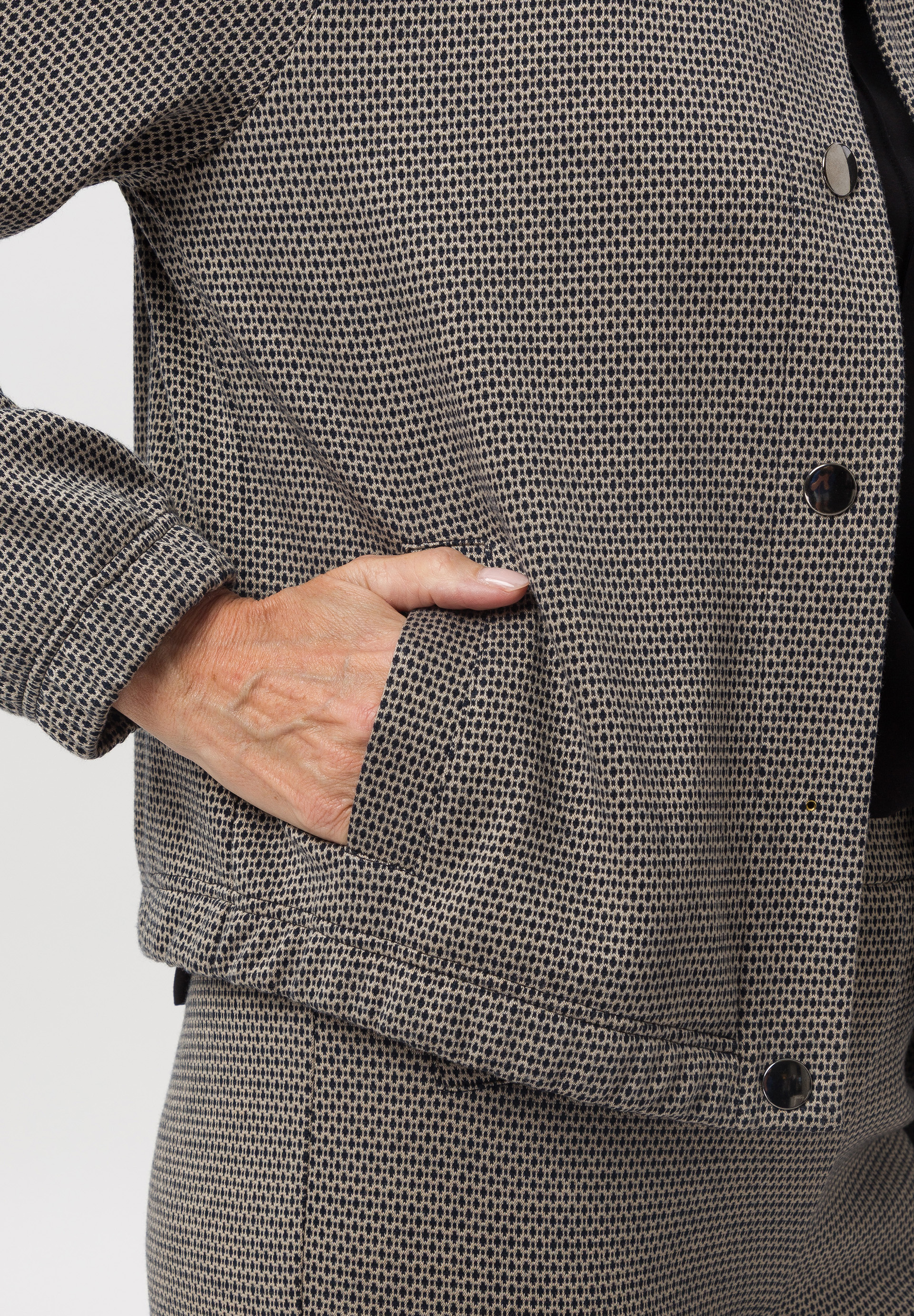 Blouson aus modischem Mix-Fancy-Jersey - Bild 4 Blouson aus modischem Mix-Fancy-Jersey - Bild 4