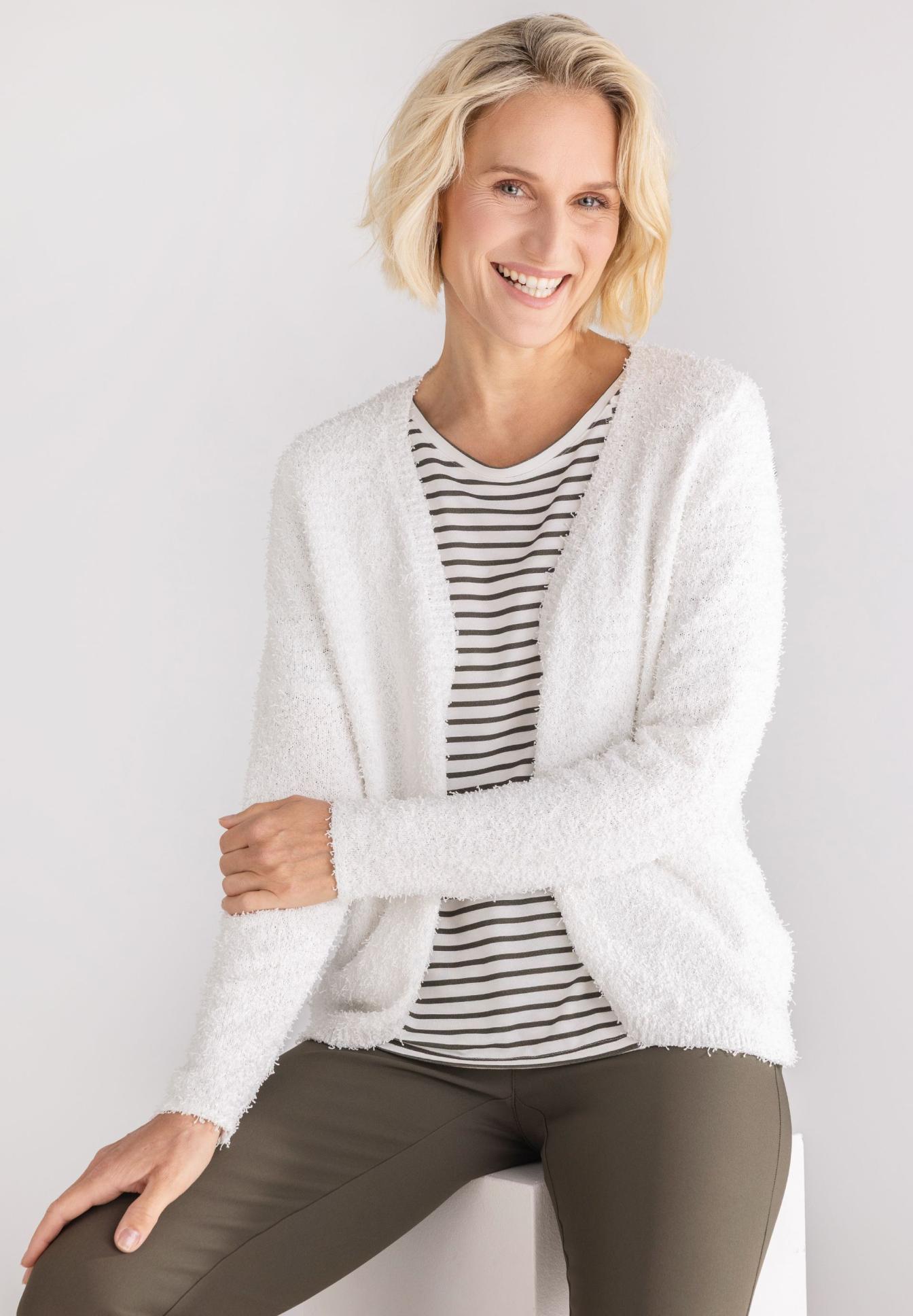 Cardigan, Weiß, Texturiert, Streifenoberteil, Strickcardigan, cardigan, weiß, gestreiftes top, Strickjacke, Damen, Cardigan, Weiß, weiche Textur, gestreiftes Oberteil, Damen-Strickjacke, cardigan, white, boucle, soft, striped-shirt
