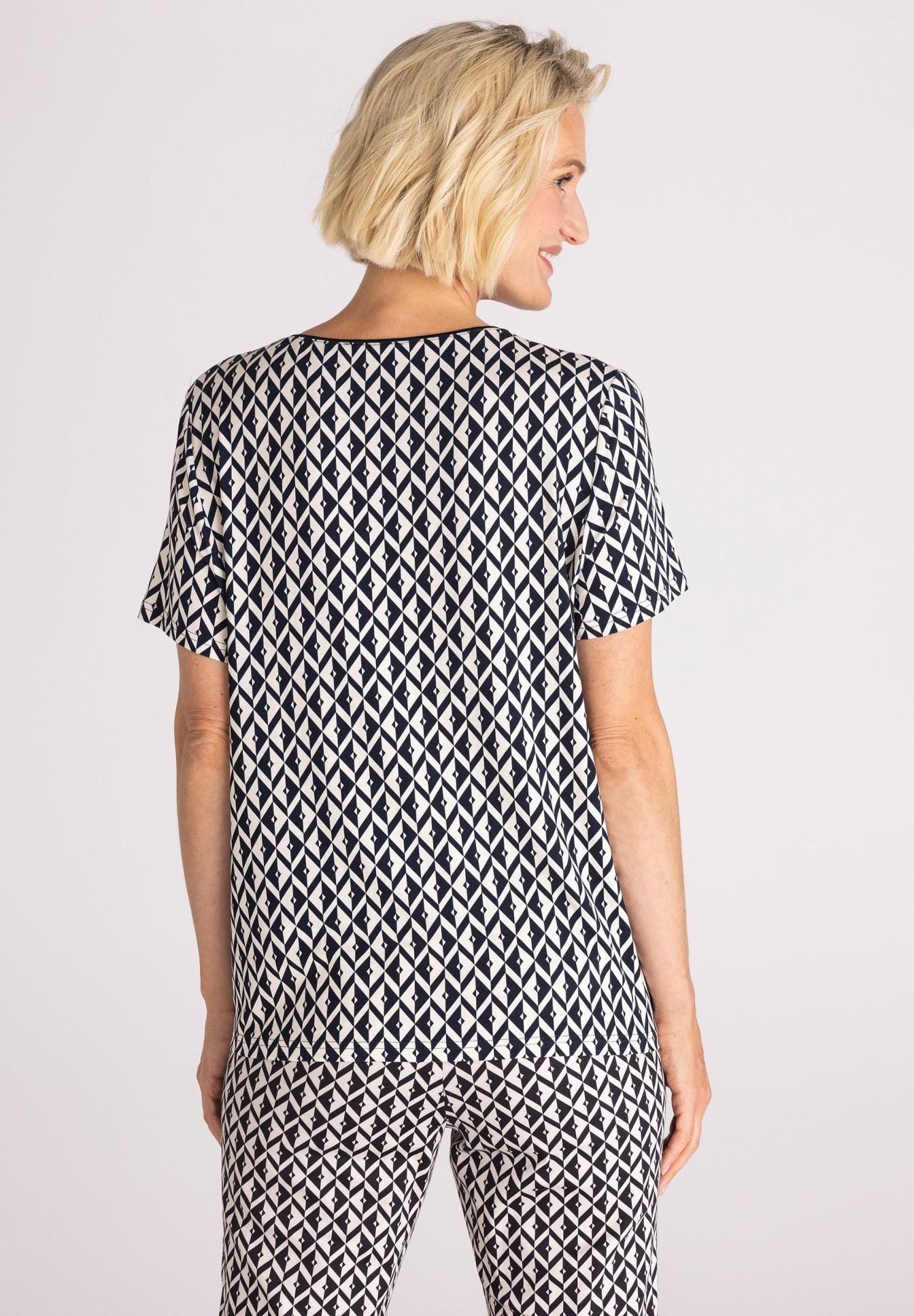 geometrischer Druck, Kurzärmlig, Bluse, T-Shirt-Top, Damen, Geometric pattern, Print top, Short sleeves, Black white, Comfort fit, T-Shirt, Kurzarm, Druckmuster, Geometrisch, Asymmetrischer Schnitt, T-Shirt, Pattern, Geometric, Kurzarm, Dunkelblau-weiß