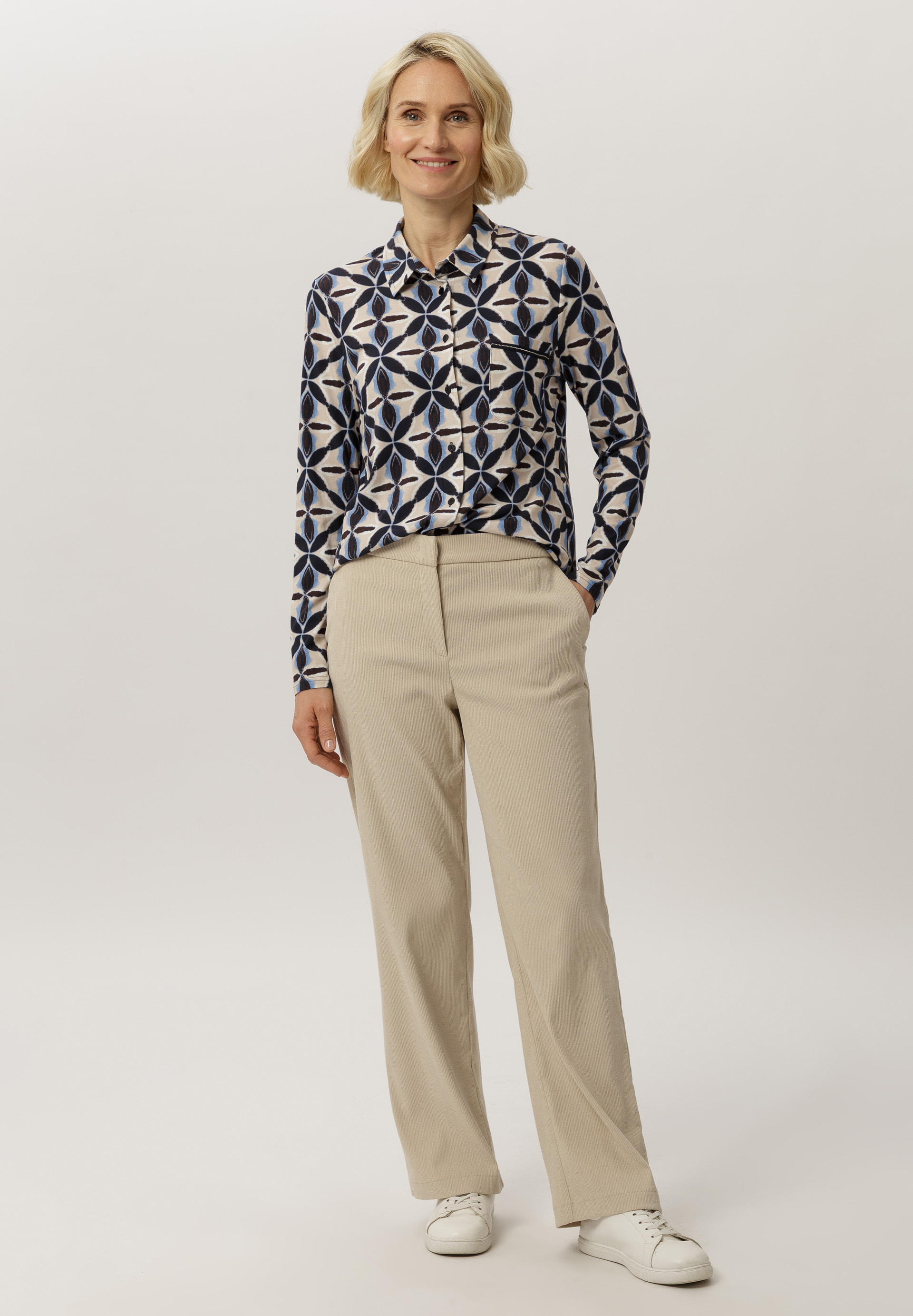 Bluse mit Allover-Print - Produktbild 2