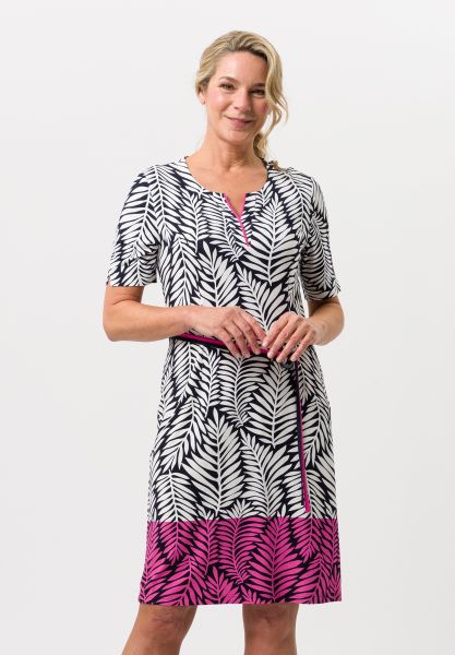 Jerseykleid mit sommerlichem Print