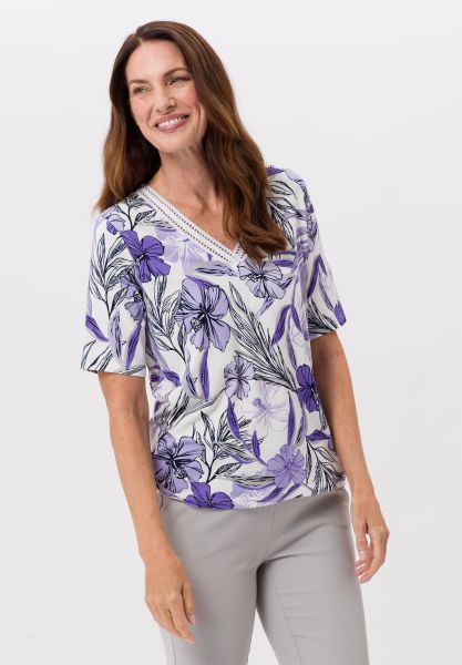 Shirt mit femininer Hohlsaumborte