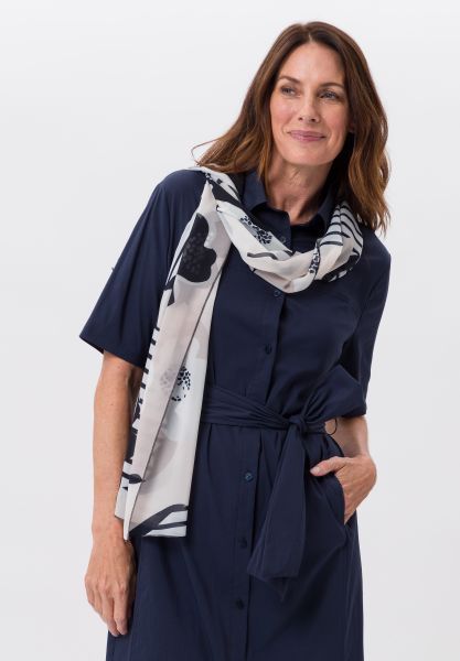 Broek BRENDA Broek in een vrouwelijke look