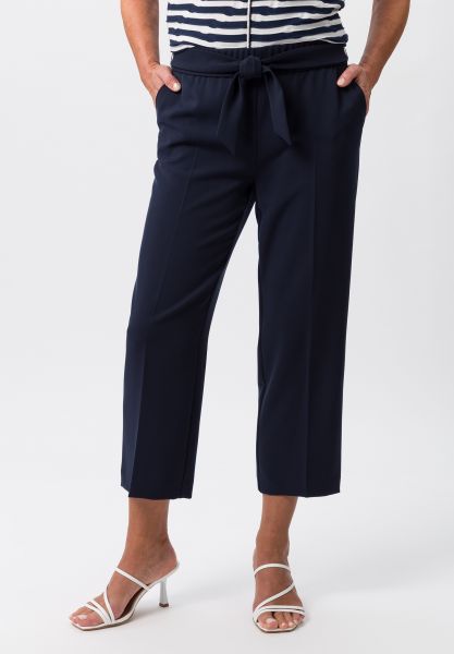 Slip-on broek met modieus verkorte lengte