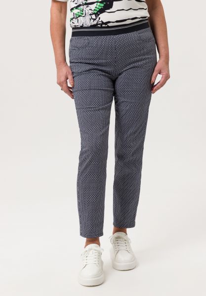 Hose MIA in femininen Minimalmuster